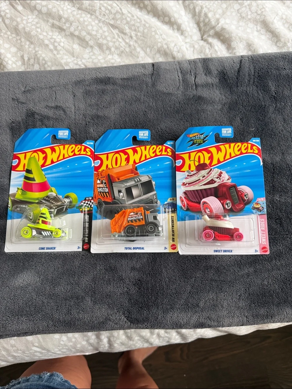 Hot Wheels 3-Pack treasure hunt Cone Shaker Total Disposal & Sweet Driver set